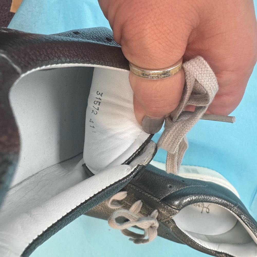 Metallic Leather Sneakers with White Soles - Picture 7 of 7
